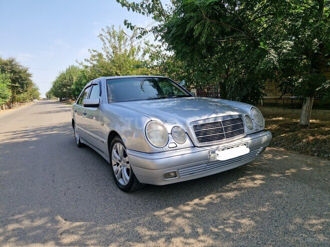 Mercedes E 240 1998, 440,000 km - 2.4 l - Bakı
