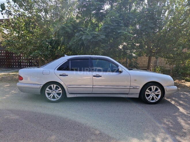 Mercedes E 240 1998, 440,000 km - 2.4 l - Bakı
