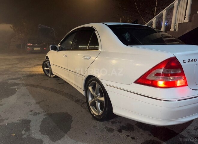 Mercedes C 240 2000, 258,000 km - 2.6 л - Qusar