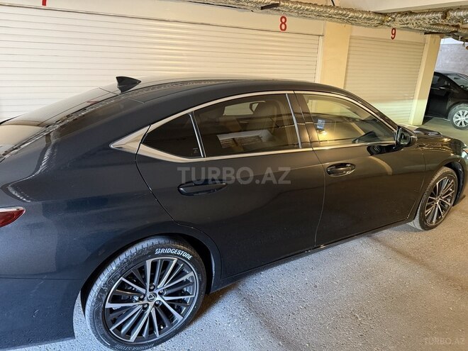 Lexus ES 300h 2022, 61,000 km - 2.5 l - Bakı