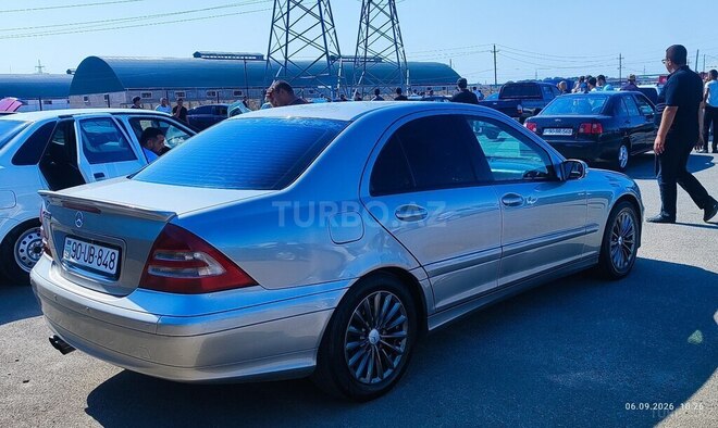 Mercedes C 180 2004, 370,441 km - 1.8 л - Bakı