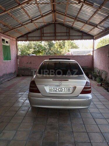 Mercedes E 220 2003, 100,000 km - 2.2 l - Ağdam