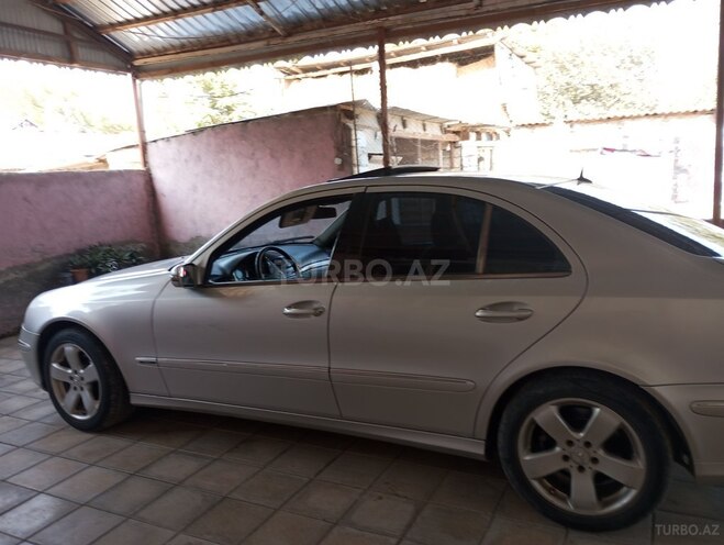 Mercedes E 220 2003, 100,000 km - 2.2 l - Ağdam