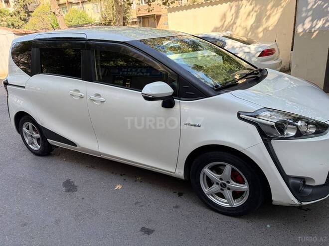 Toyota Sienta 2016, 131,000 km - 1.5 l - Bakı