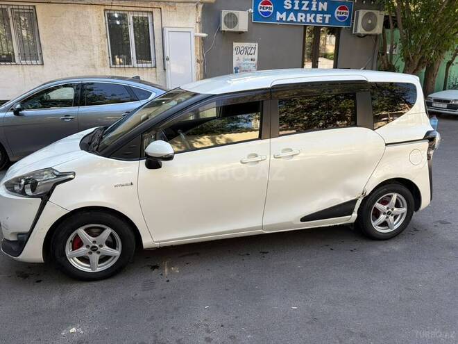 Toyota Sienta 2016, 131,000 km - 1.5 l - Bakı