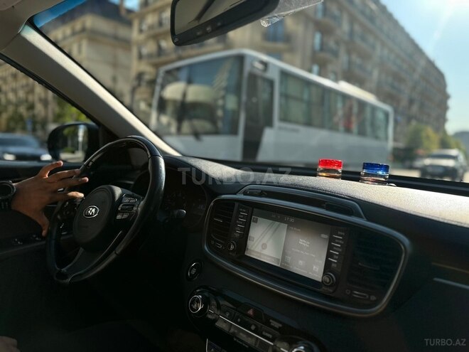 Kia Sorento 2016, 186,000 km - 2.0 l - Bakı