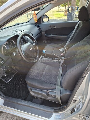 Hyundai i30 2008, 300,000 km - 1.6 l - Goranboy