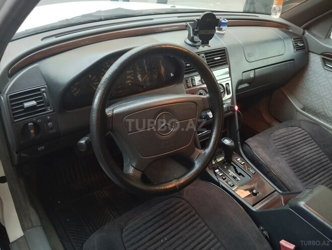 Mercedes C 180 1995, 400,000 km - 1.8 л - Bakı