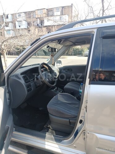 Suzuki Grand Vitara 2001, 250,100 km - 2.5 l - Gəncə