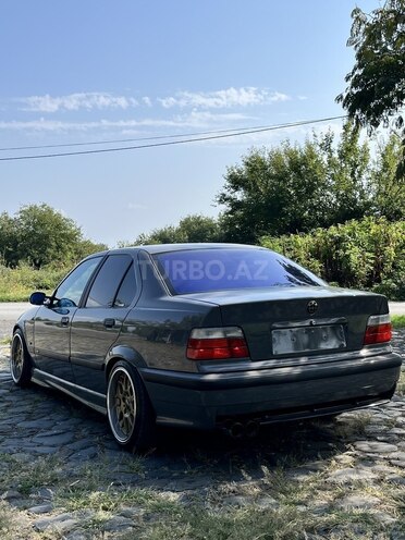 BMW 328 1997, 253,000 km - 2.8 l - Bakı