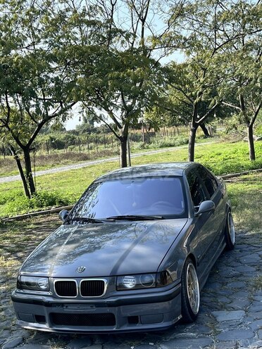 BMW 328 1997, 253,000 km - 2.8 l - Bakı