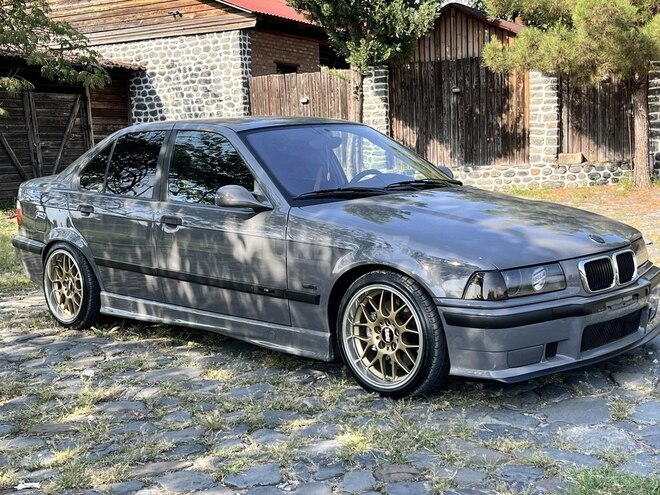 BMW 328 1997, 253,000 km - 2.8 l - Bakı