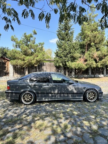 BMW 328 1997, 253,000 km - 2.8 l - Bakı