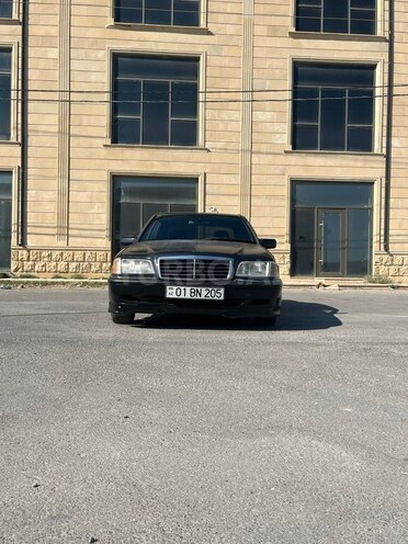 Mercedes C 220 1994, 350,000 km - 2.2 l - Bakı