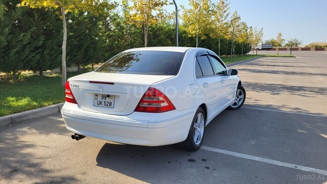 Mercedes C 200 2000, 520,000 km - 1.8 l - Salyan
