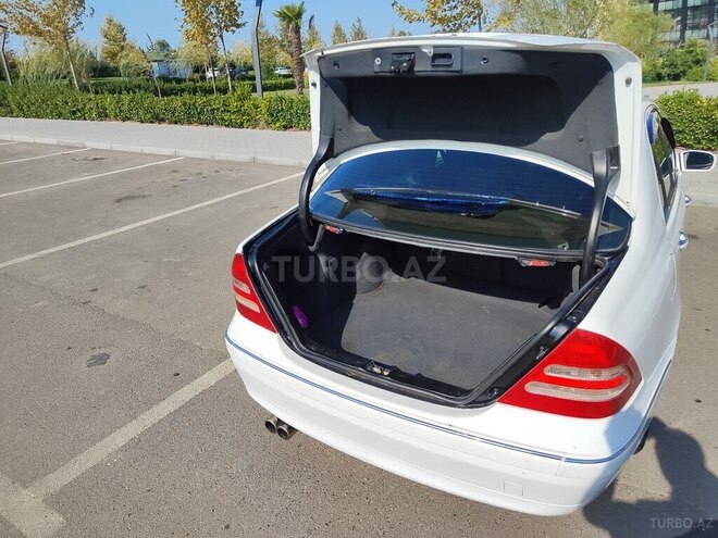 Mercedes C 200 2000, 520,000 km - 1.8 l - Salyan