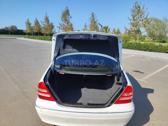 Mercedes C 200 2000, 520,000 km - 1.8 l - Salyan