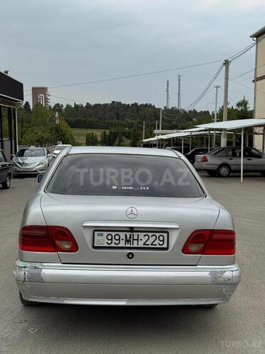 Mercedes E 300 1995, 595,311 km - 3.0 l - Naftalan