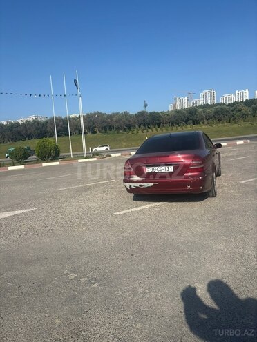 Mercedes E 240 2003, 260,000 km - 2.6 l - Bakı