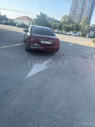 Mercedes E 240 2003, 260,000 km - 2.6 l - Bakı