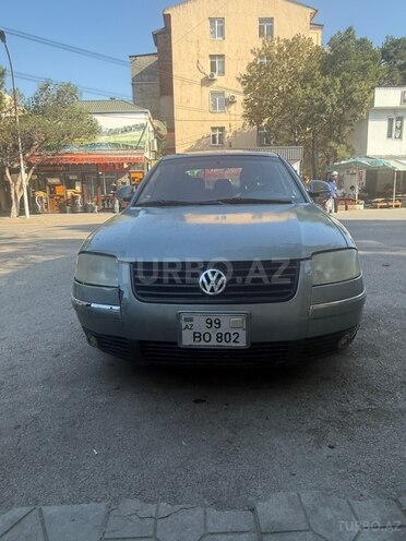 Volkswagen Passat 2004, 325,582 km - 1.8 l - Sumqayıt