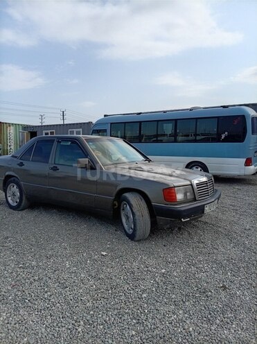 Mercedes 190 1991, 369,852 km - 2.0 l - Ağdam