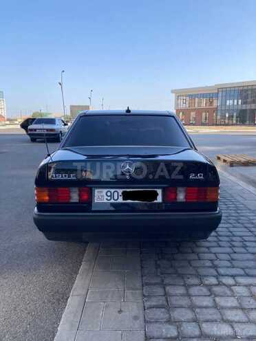 Mercedes 190 1993, 258,000 km - 2.0 l - Salyan
