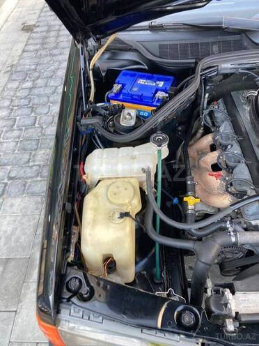 Mercedes 190 1993, 258,000 km - 2.0 l - Salyan