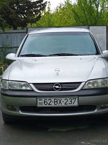 Opel Vectra 1996, 299,072 km - 2.0 л - Zaqatala