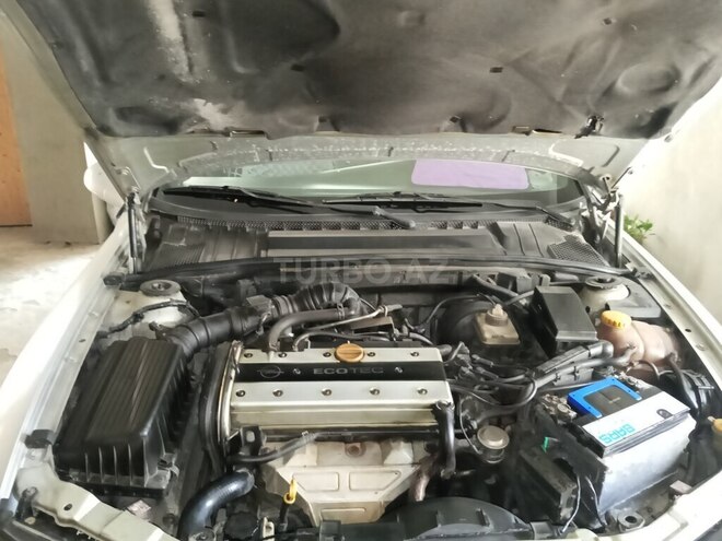 Opel Vectra 1996, 299,072 km - 2.0 л - Zaqatala