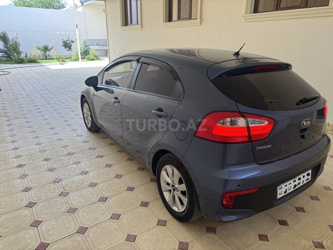 Kia Rio 2017, 104,000 km - 1.4 l - Gəncə