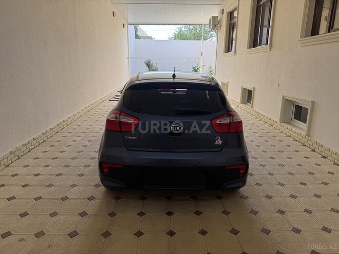 Kia Rio 2017, 104,000 km - 1.4 l - Gəncə