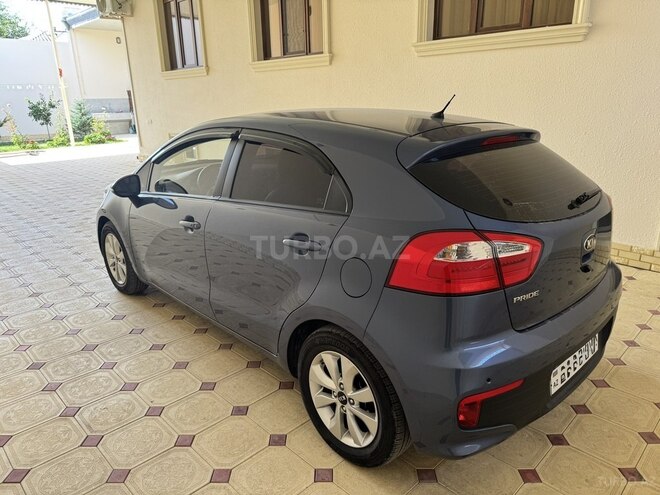 Kia Rio 2017, 104,000 km - 1.4 l - Gəncə