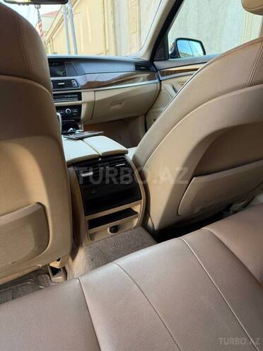 BMW 528 2013, 235,500 km - 2.0 л - Bakı