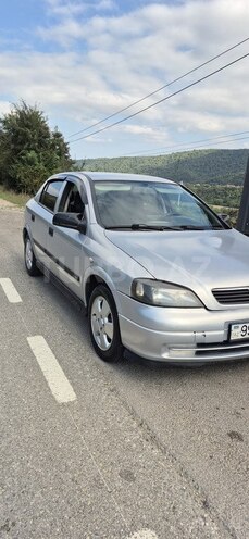 Opel Astra 2000, 220,000 km - 1.6 л - Qusar