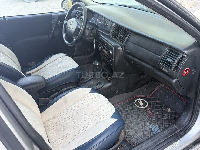 Opel Vectra 2000, 228,000 km - 1.8 l - Bakı