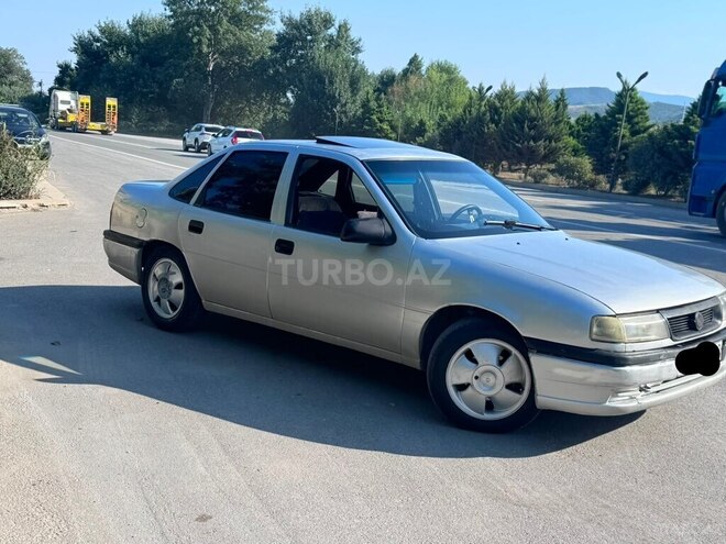 Opel Vectra 1993, 244,866 km - 2.0 l - Qusar