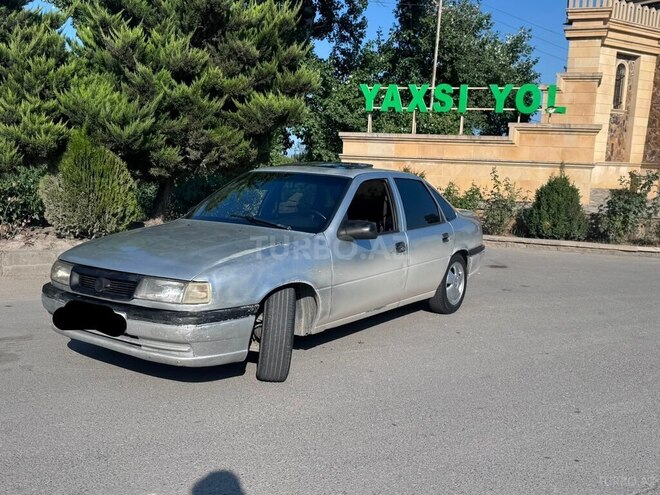 Opel Vectra 1993, 244,866 km - 2.0 l - Qusar