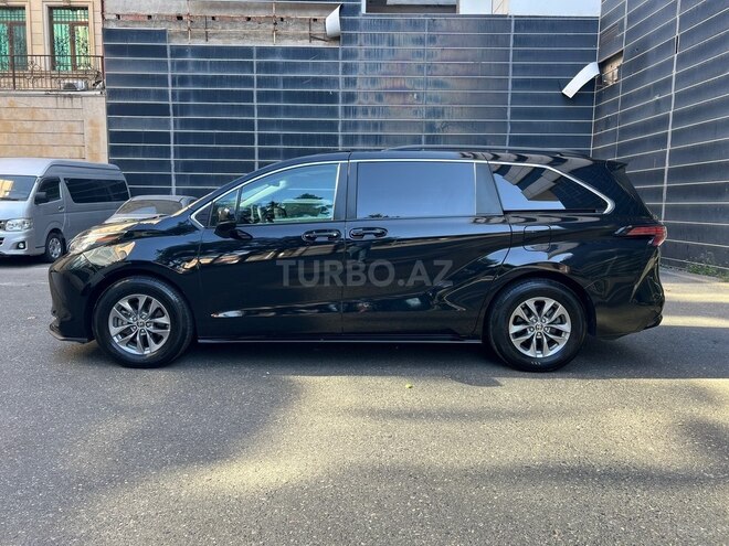 Toyota Sienna 2022, 46,000 km - 2.5 l - Bakı