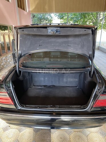 Mercedes E 200 2000, 300,000 km - 2.0 l - Bakı