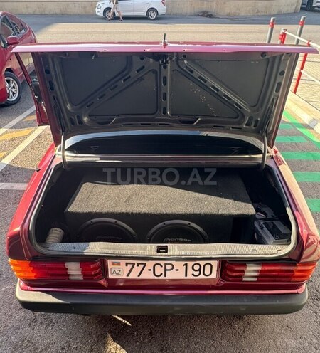 Mercedes 190 1990, 333,333 km - 2.6 л - Bakı