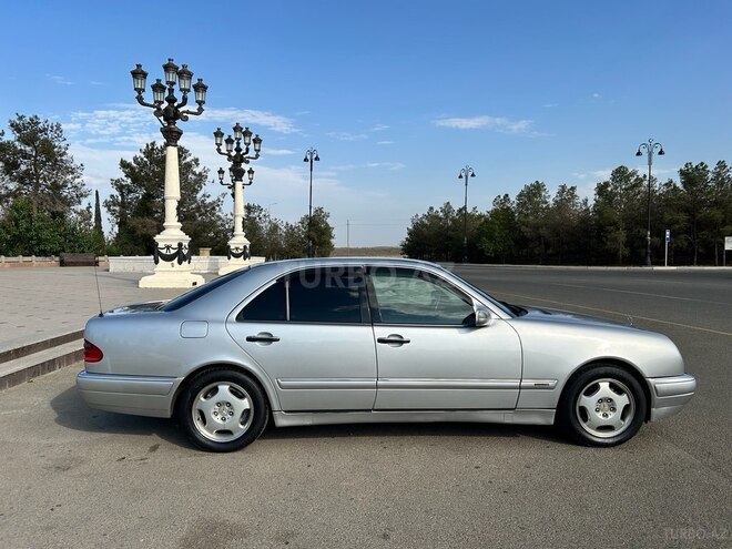 Mercedes E 200 1999, 412,000 km - 2.0 l - Gəncə