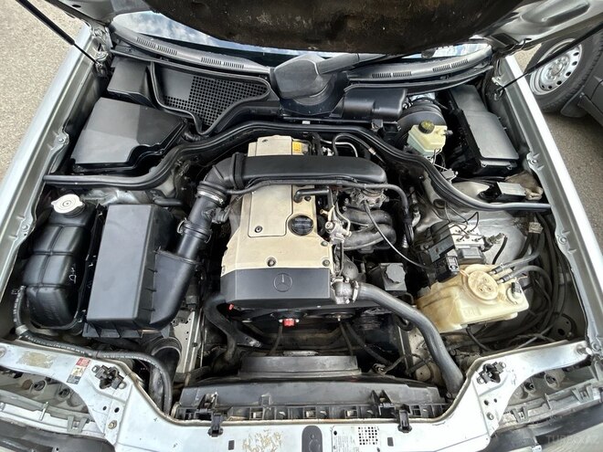 Mercedes E 200 1999, 412,000 km - 2.0 l - Gəncə