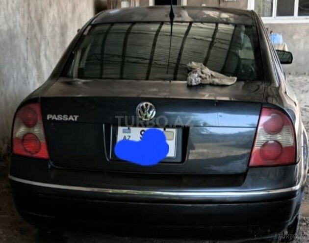 Volkswagen Passat 2003, 280,000 km - 1.8 l - Qazax