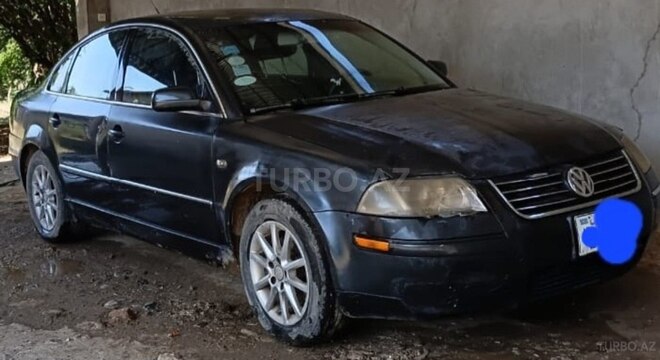 Volkswagen Passat 2003, 280,000 km - 1.8 l - Qazax