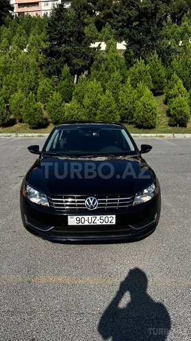 Volkswagen Passat 2011, 330,000 km - 2.5 л - Bakı