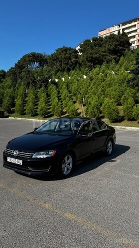 Volkswagen Passat 2011, 330,000 km - 2.5 л - Bakı