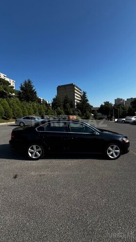 Volkswagen Passat 2011, 330,000 km - 2.5 л - Bakı