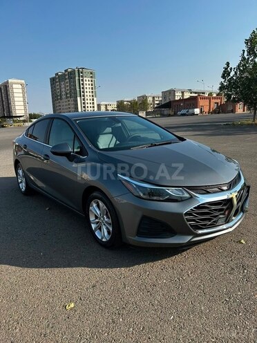 Chevrolet Cruze 2018, 175,000 km - 1.4 л - Gəncə