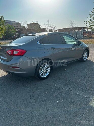 Chevrolet Cruze 2018, 175,000 km - 1.4 л - Gəncə